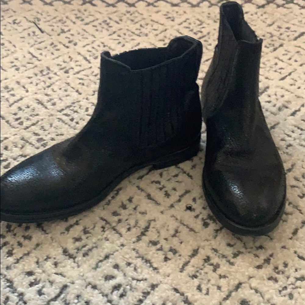 MOMA Black Ankle Boots